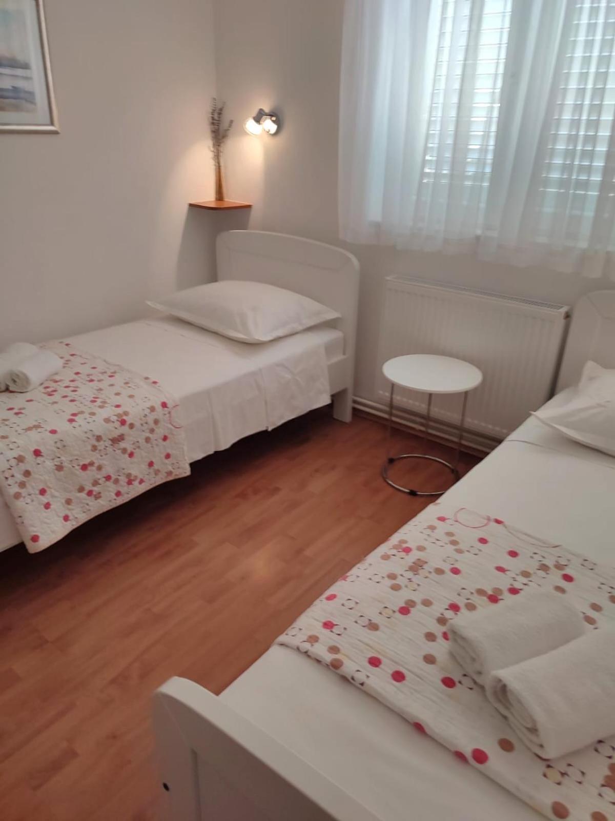 Petra Appartement Vodice Buitenkant foto