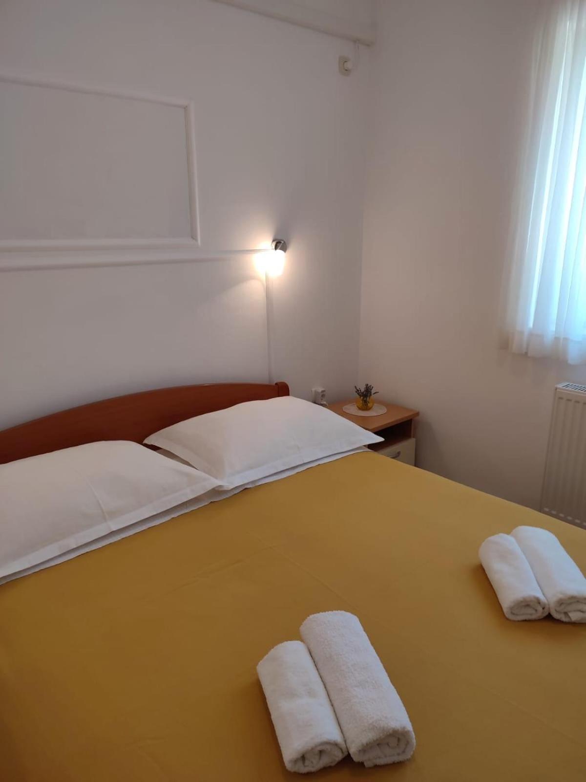 Petra Appartement Vodice Buitenkant foto